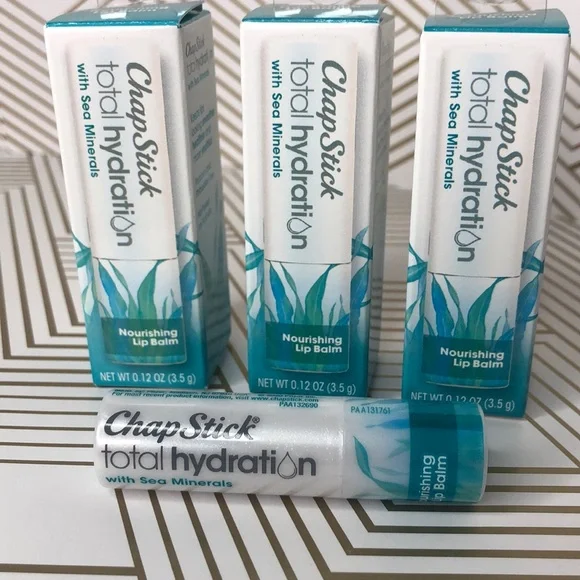 3 ChapStick Total Hydration Nourishing Lip Balm with Sea Minerals, 0.12oz New! - Picture 1 of 14